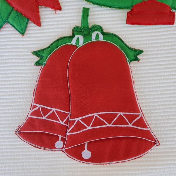 3 Christmas Potholders Vintage Tree Poinsettia Bells Cottagecore Decorative - Picture 2 of 9